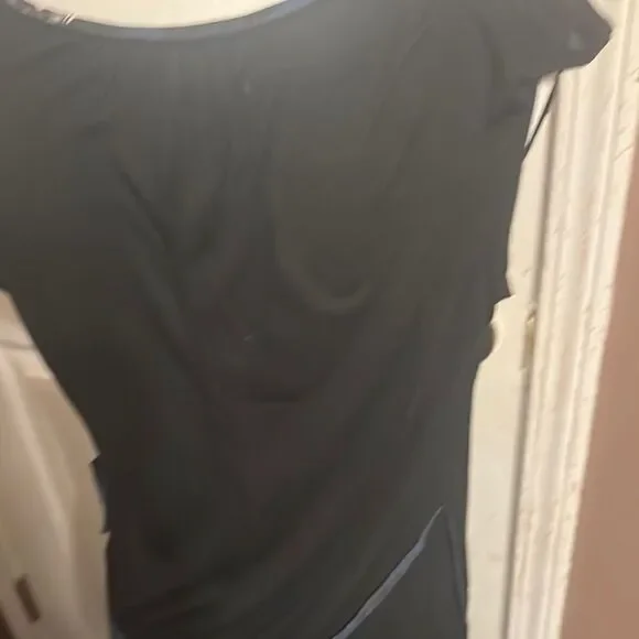 Simply vera Vera wang Floral Black and Blue Dress with defects nwt pictured - Picture 7 of 9